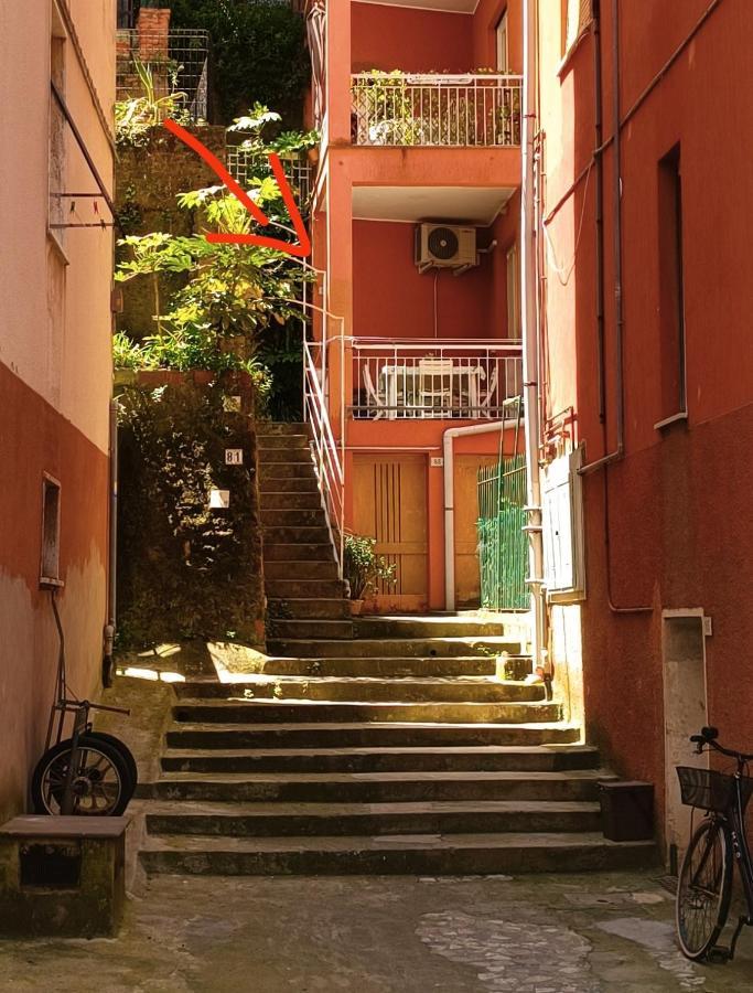 Classic Monterossino Apartment In Old Town Монтеросо ал Маре Екстериор снимка